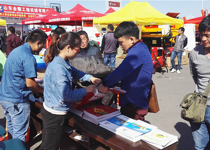 沃爾華集團攜多款產品參加2015全國建筑機械展