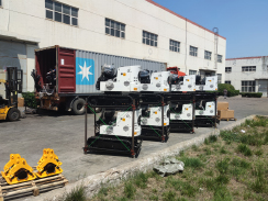 沃爾華集團一批小型挖掘機出口歐洲市場