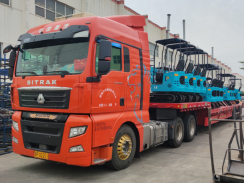 沃爾華集團一批小型挖掘機出口南美地區